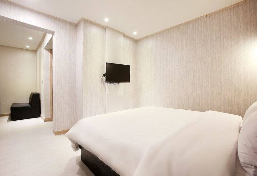 Chuncheon Hotel Eton