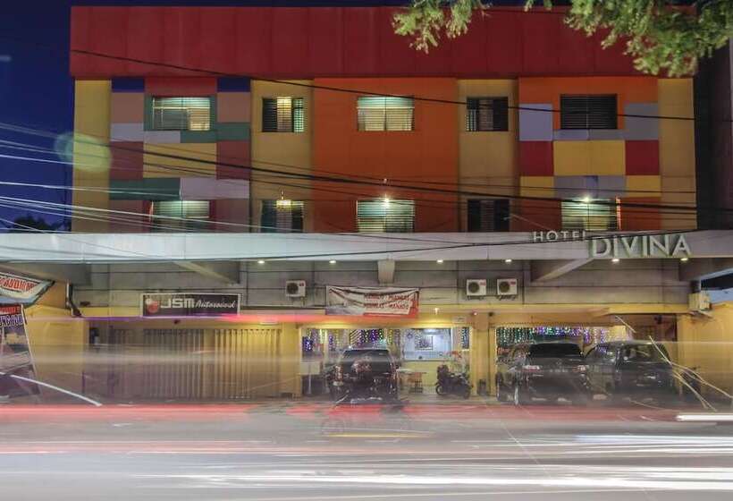 בית מלון כפרי Reddoorz Near Bethesda Manado