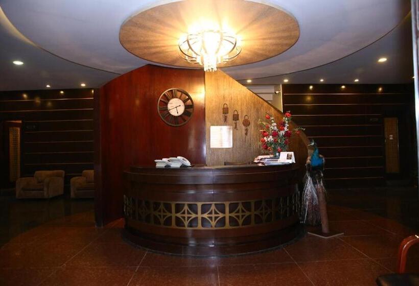 هتل Safari Club 1