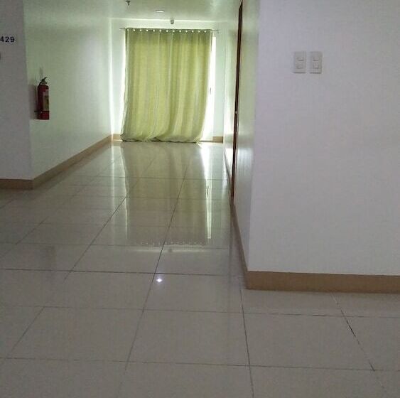 Meaco Royal Hotel   Batangas City