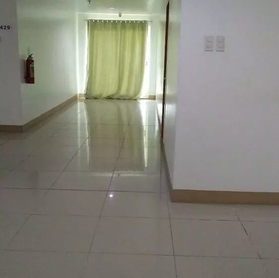 Meaco Royal Hotel   Batangas City