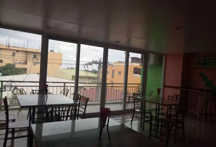 Meaco Royal Hotel   Batangas City