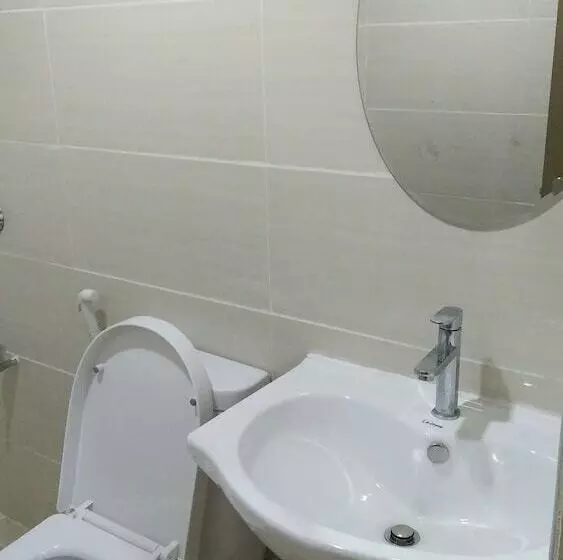 Meaco Royal Hotel   Batangas City