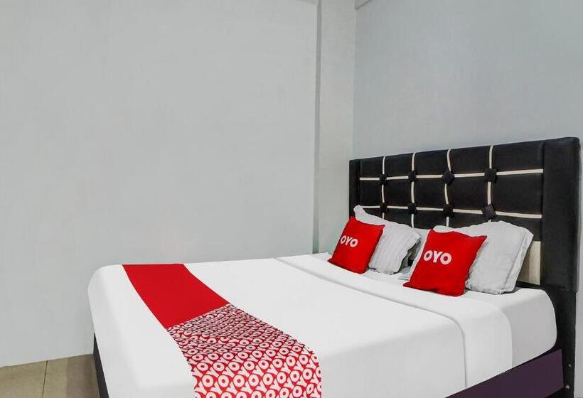 بنسيون Roemah Gebang