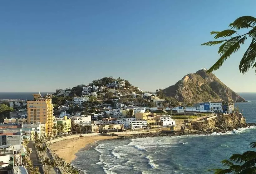 هتل Boutique Casa Lulu