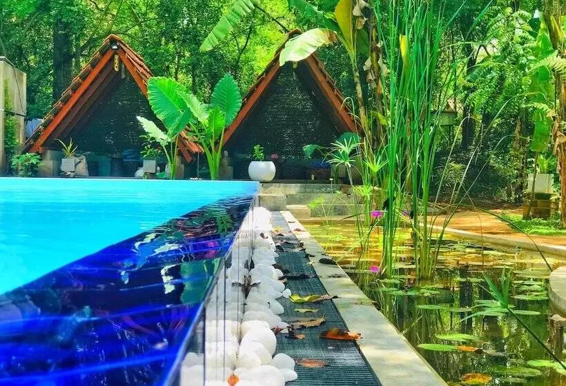 Hotelli Palmyra Nature Resort Sigiriya