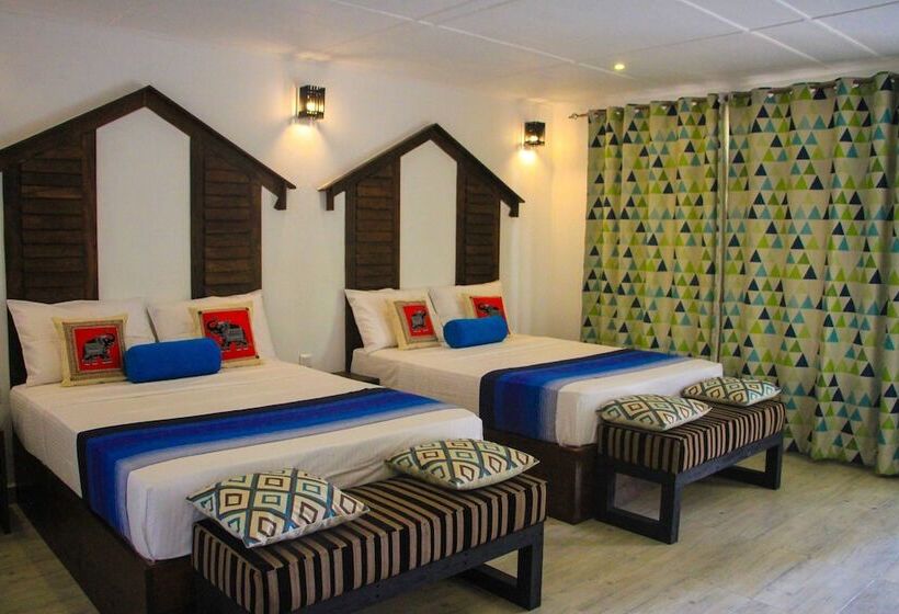 בית מלון כפרי Palmyra Nature Resort Sigiriya