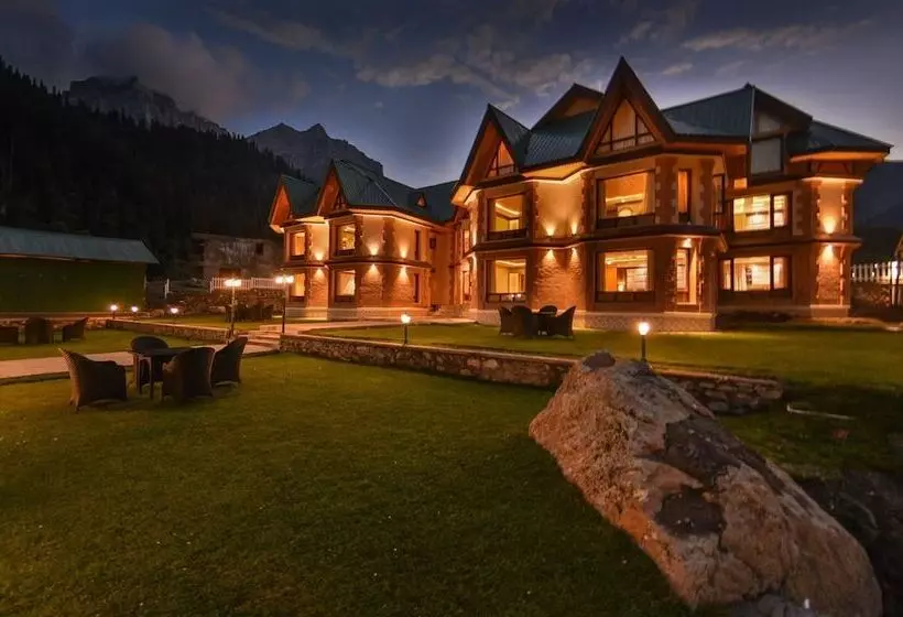 Hotel Village Walk