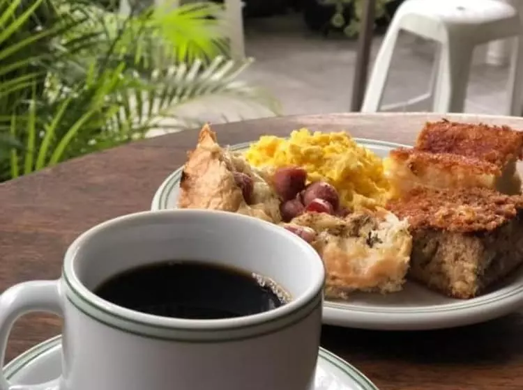 Majatalo Pousada Camelias