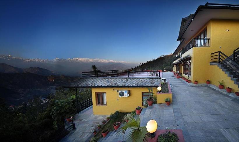 استراحتگاه The Lapsi Tree