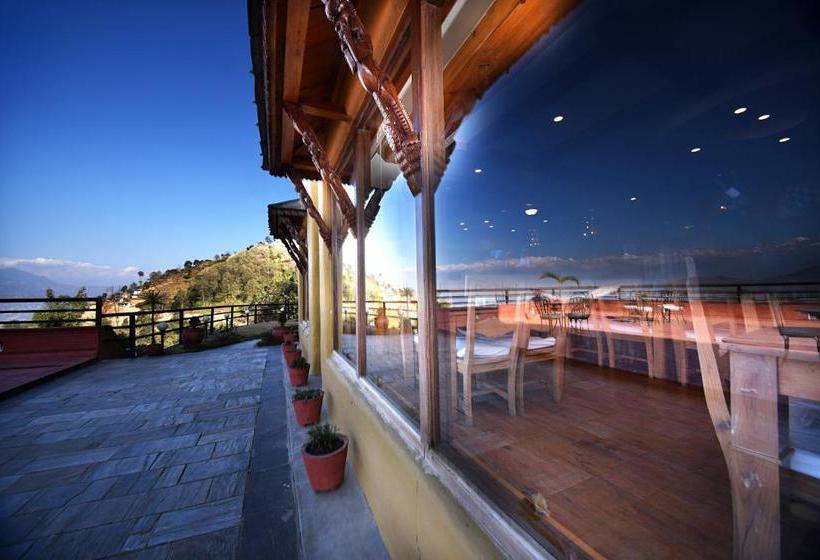 استراحتگاه The Lapsi Tree