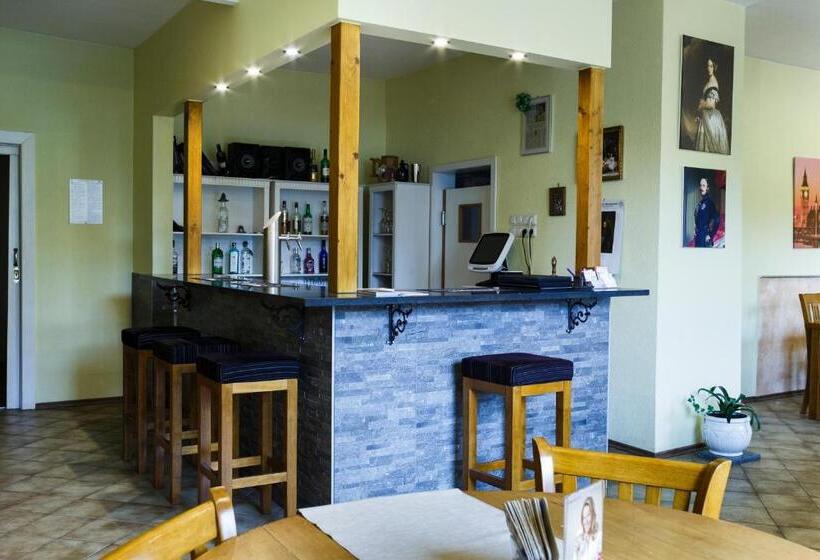 Общежитие Landgasthaus Queen Victoria