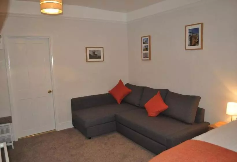 Aamiaismajoitus (B&B) Woodlands 159