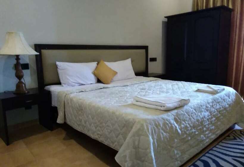 Hotel Cinnamon Villa Negombo