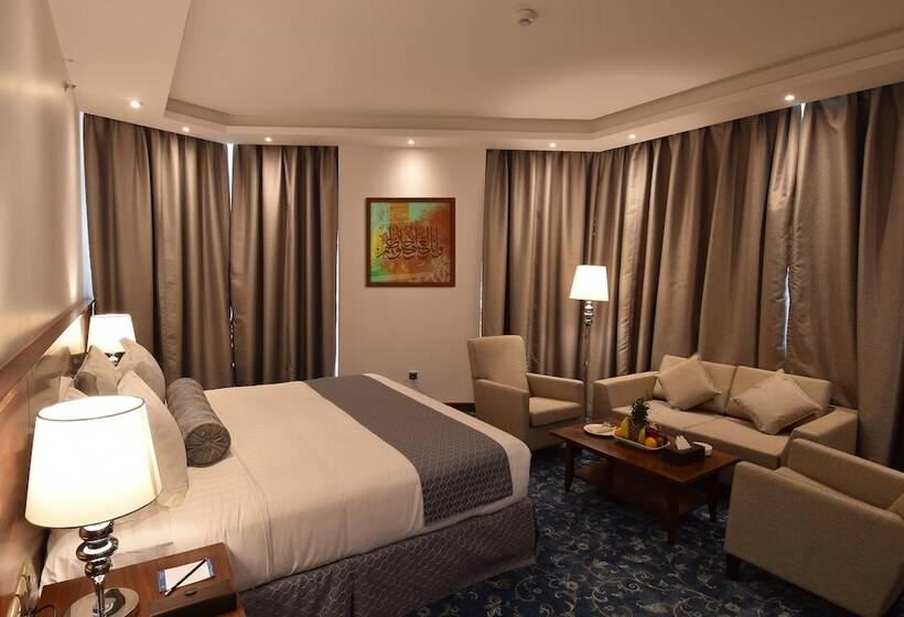 هتل Zaha Al Munawara