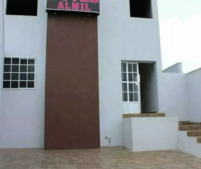 ホテル Almil