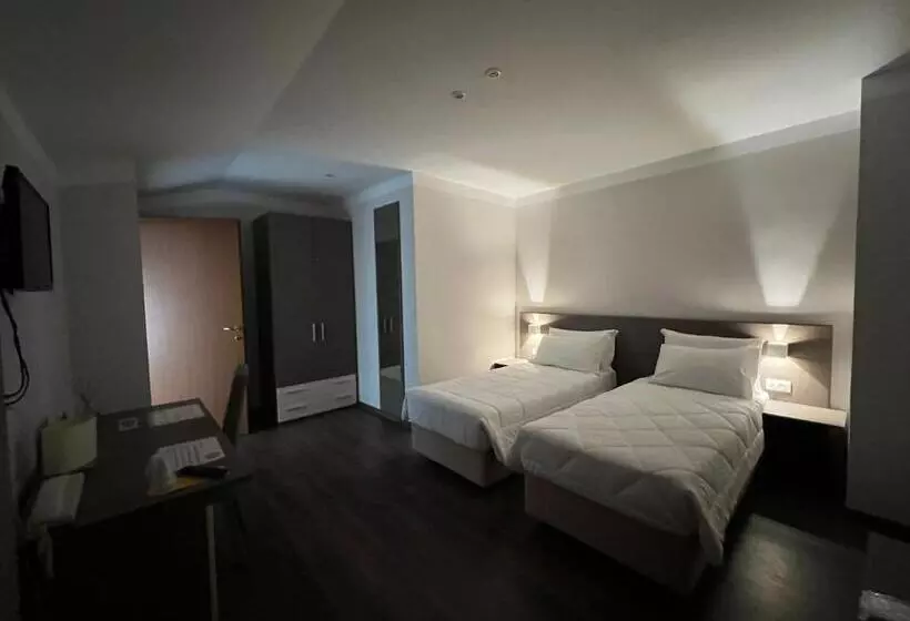 Retkeilymaja Locanda Aquila Nera