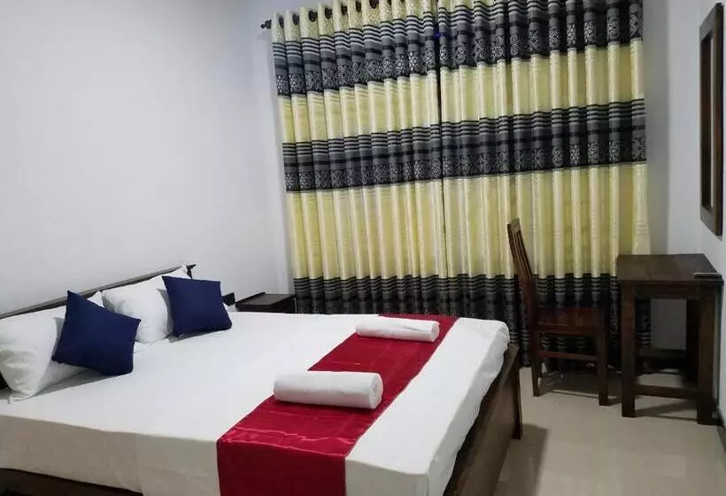 تختخواب و صبحانه Yashumi Homestay