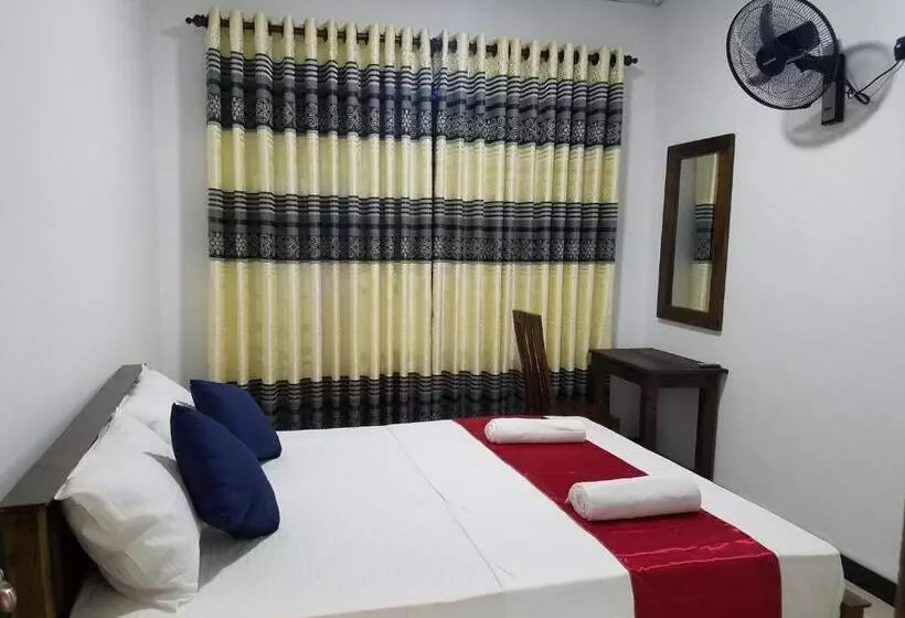 تختخواب و صبحانه Yashumi Homestay