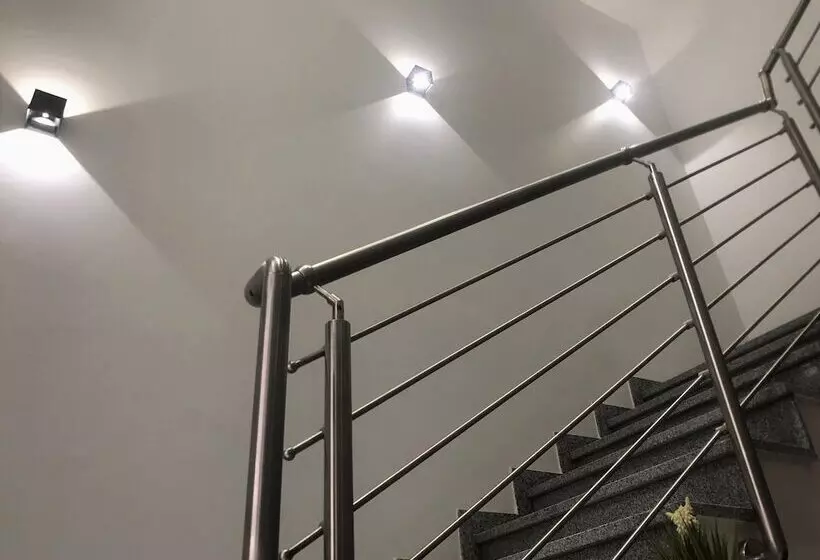 ホテル Hr