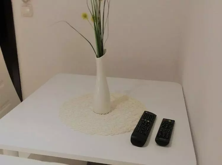 ホテル Hr