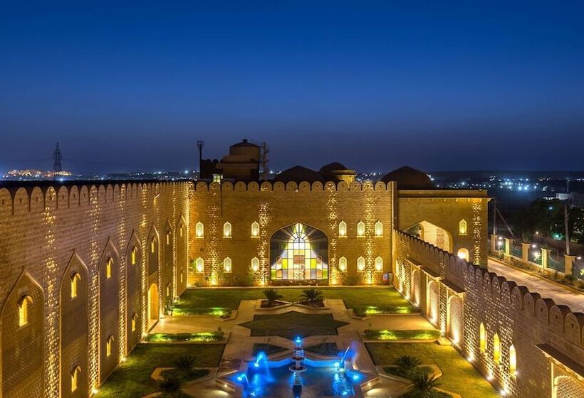 Hotel Sairafort Sarovar Portico