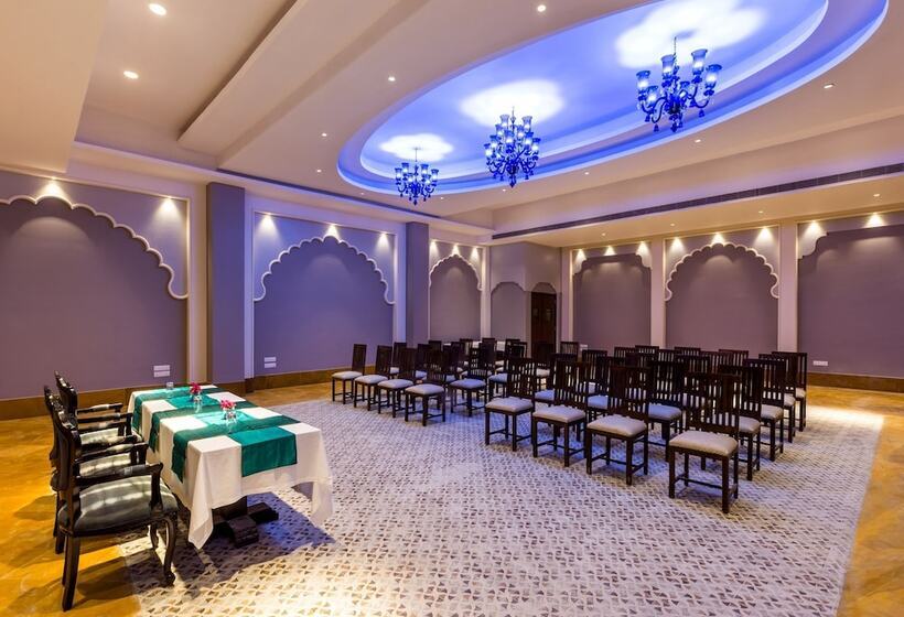 Hotel Sairafort Sarovar Portico