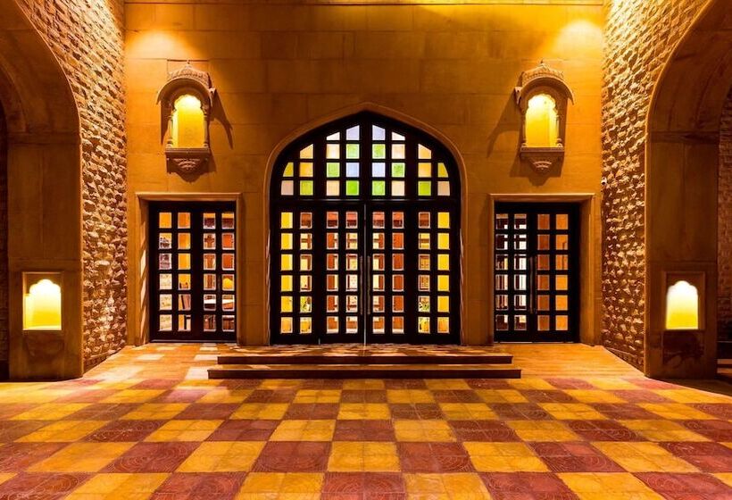 Hotel Sairafort Sarovar Portico