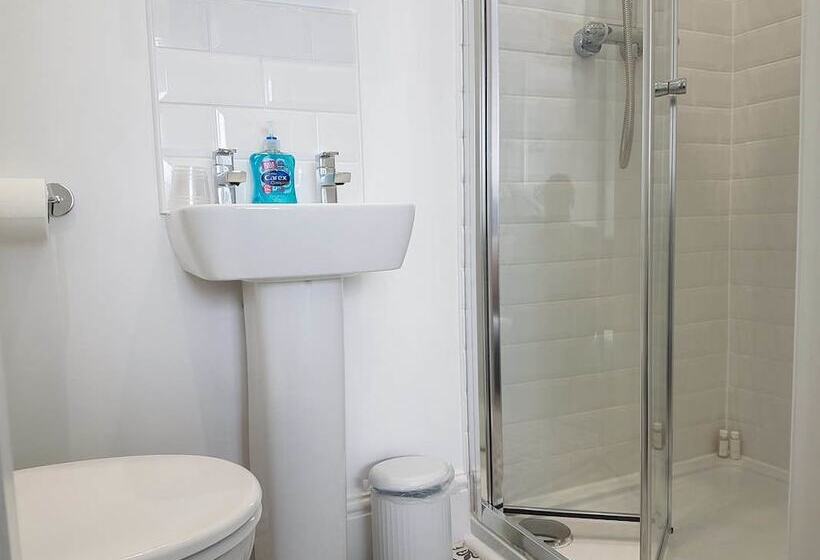 ベッドアンドブレックファースト Saltwater