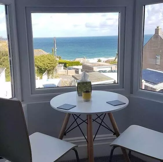 Aamiaismajoitus (B&B) Saltwater