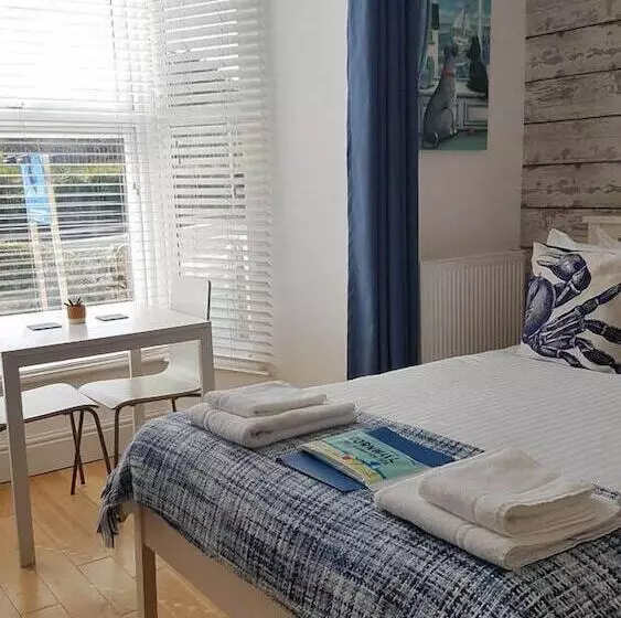 Aamiaismajoitus (B&B) Saltwater