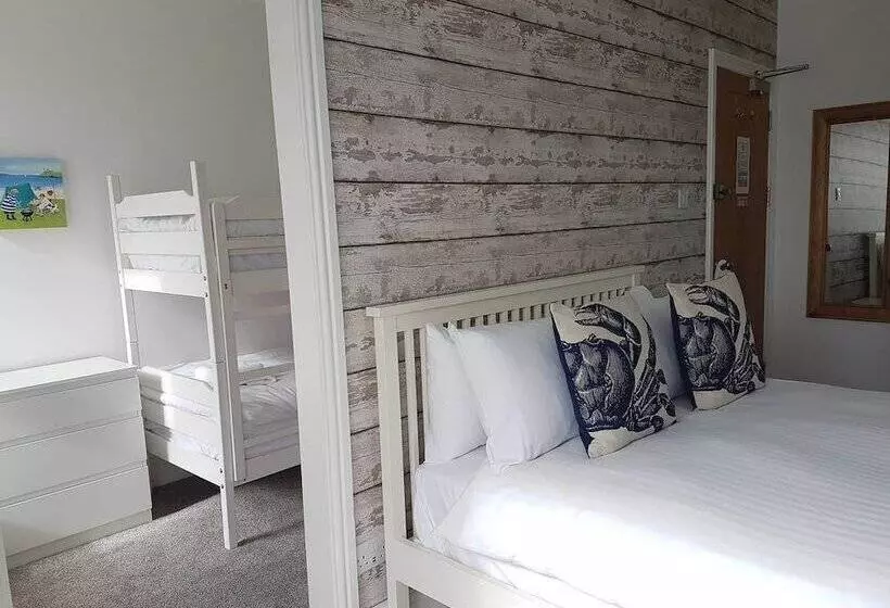 Aamiaismajoitus (B&B) Saltwater