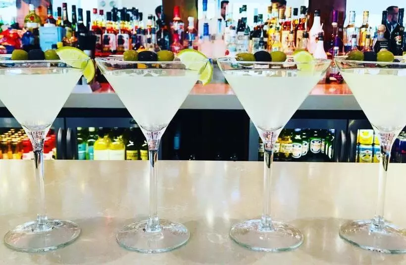 Duck Bay Hotel & Restaurant