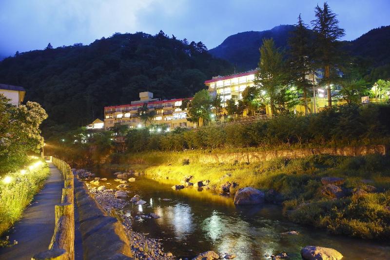 בית מלון כפרי Livemax Resort Kawaji