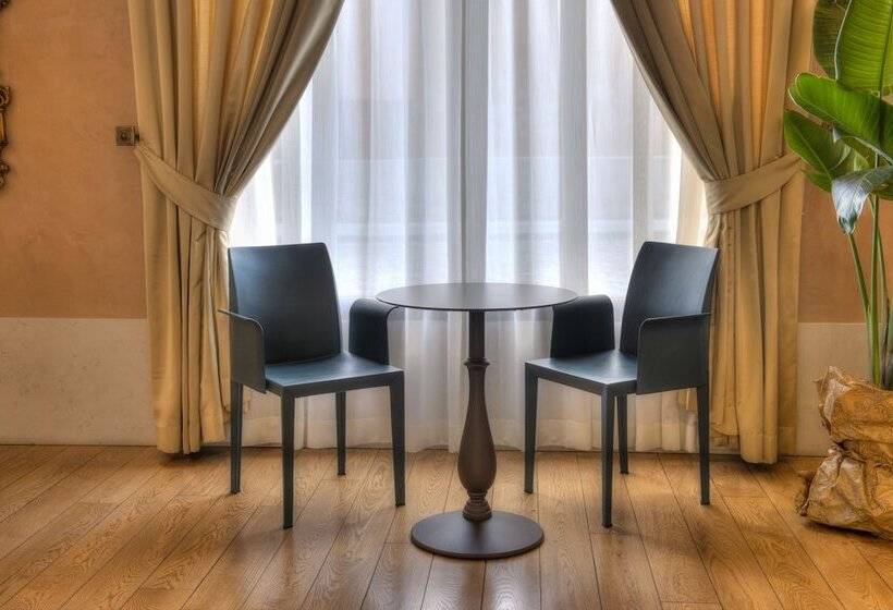 هتل Rua Frati 48 In San Francesco