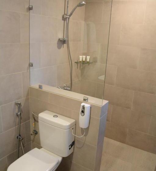 ذا فيفتى ايت السالمية