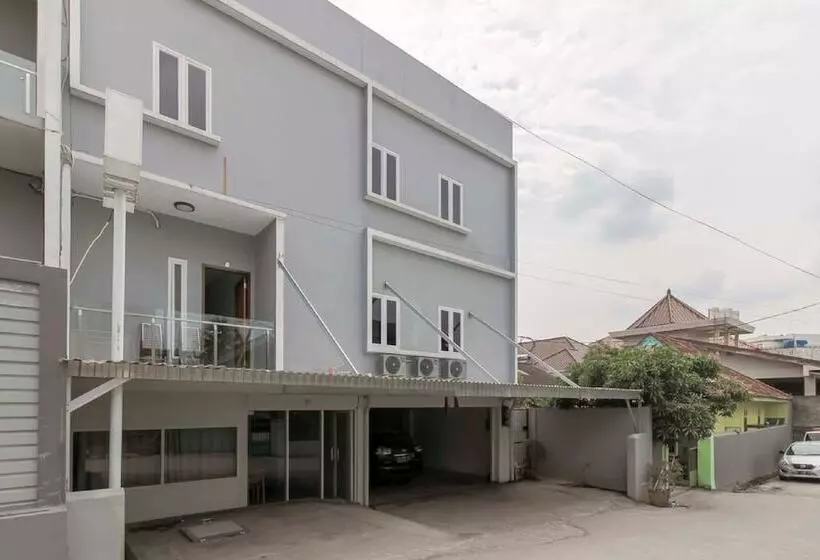 ペンション Reddoorz Near Siloam Hospital Palembang