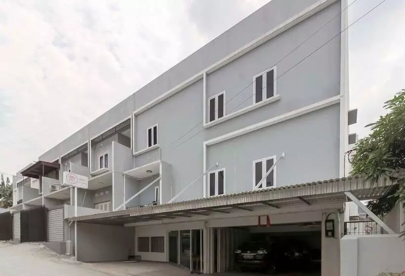 ペンション Reddoorz Near Siloam Hospital Palembang