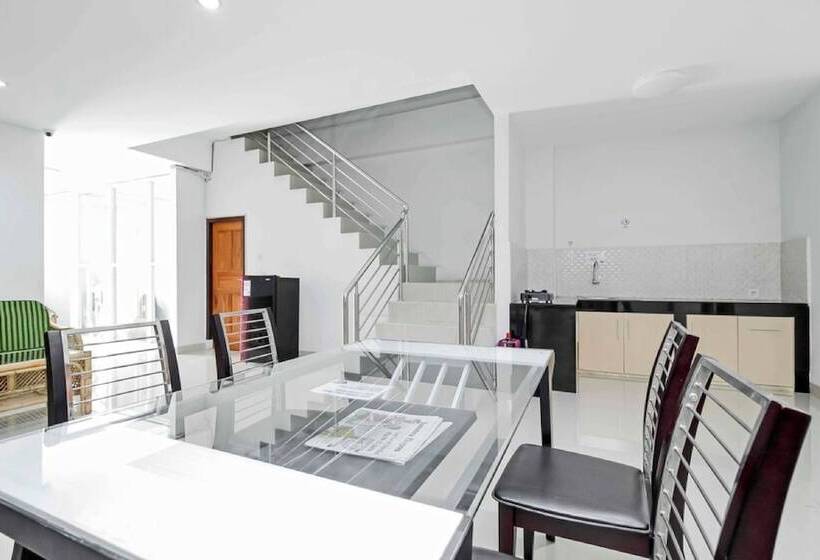 بنسيون Reddoorz Near Siloam Hospital Palembang