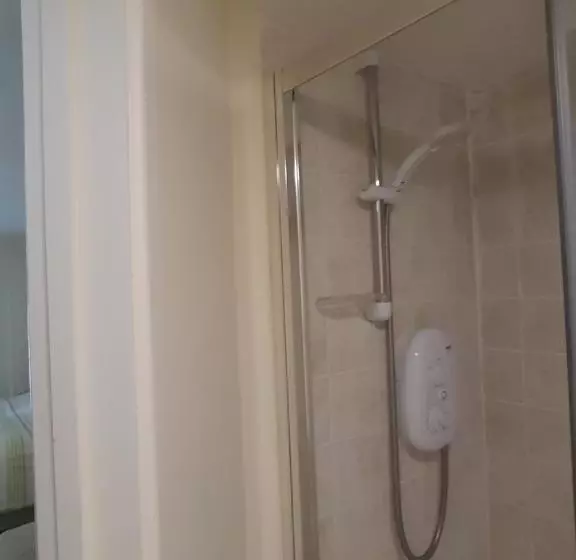 Aamiaismajoitus (B&B) Cross Oak Inn