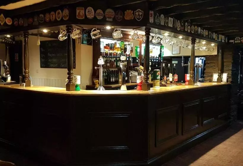 Aamiaismajoitus (B&B) Cross Oak Inn