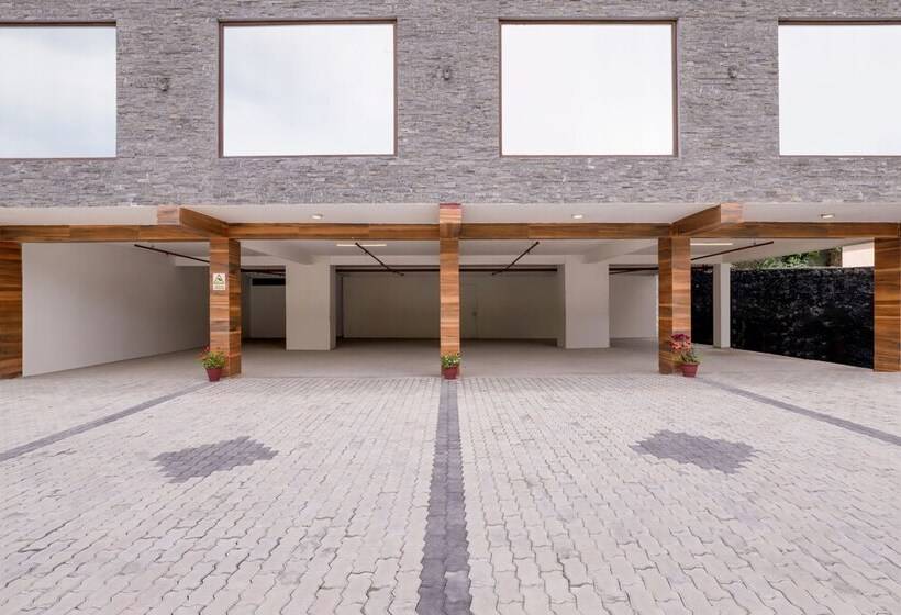 Lemon Tree Hotel Manali