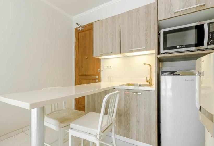 Pansiyon Reddoorz Syariah Plus @ Jatibening