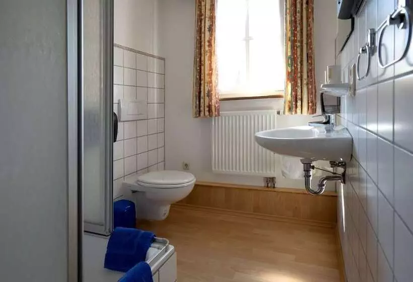 Retkeilymaja Landgasthof Zum Stern Wasserkuppe Rhon