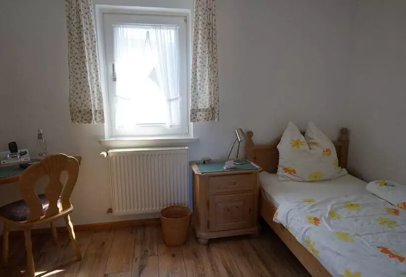 Retkeilymaja Landgasthof Zum Stern Wasserkuppe Rhon