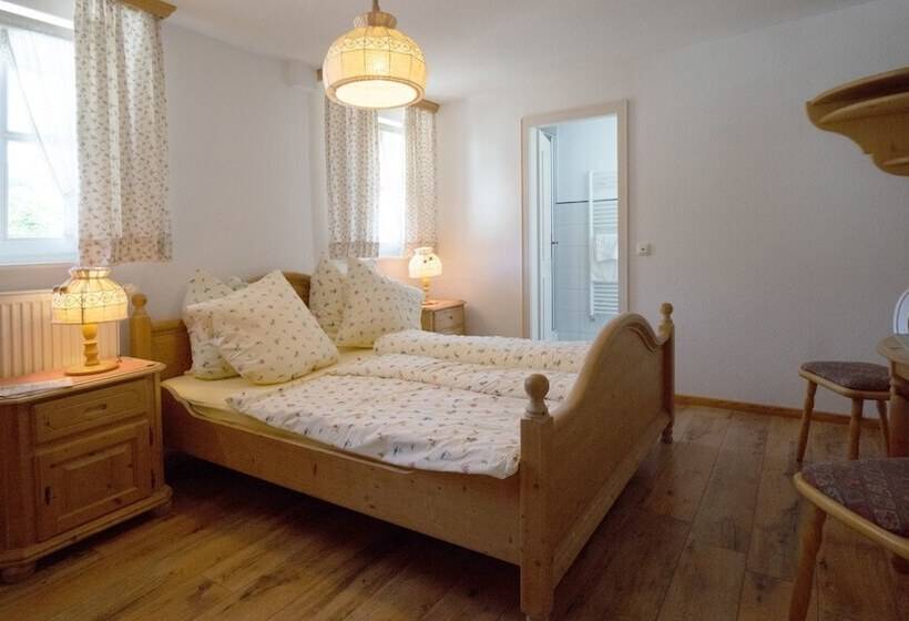 ユースホステル Landgasthof Zum Stern Wasserkuppe Rhon