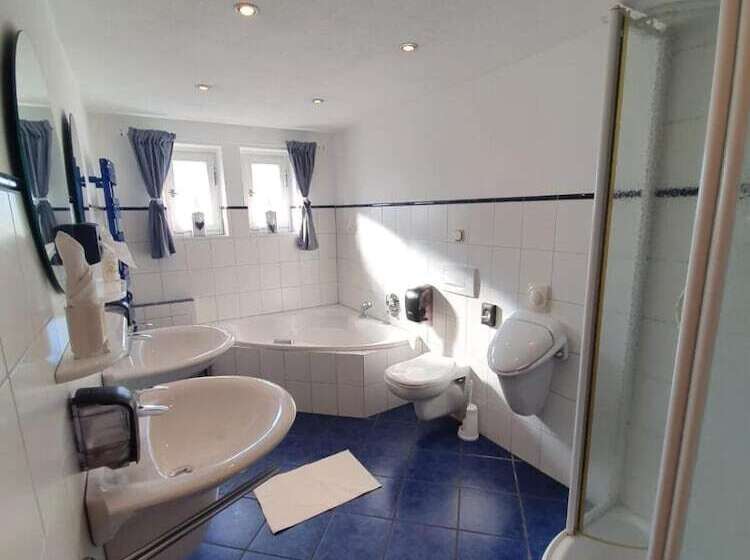 ユースホステル Landgasthof Zum Stern Wasserkuppe Rhon