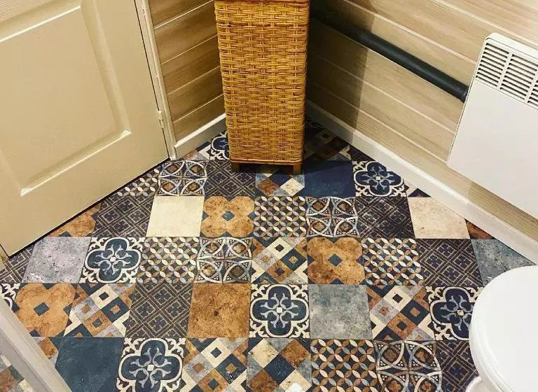 Aamiaismajoitus (B&B) Home Saint Michel Restaurant Chicken Cabana