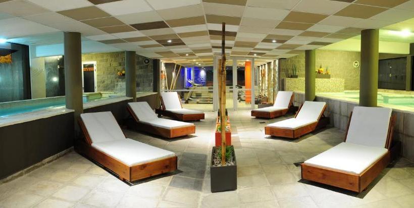 Otel Altos Del Valle