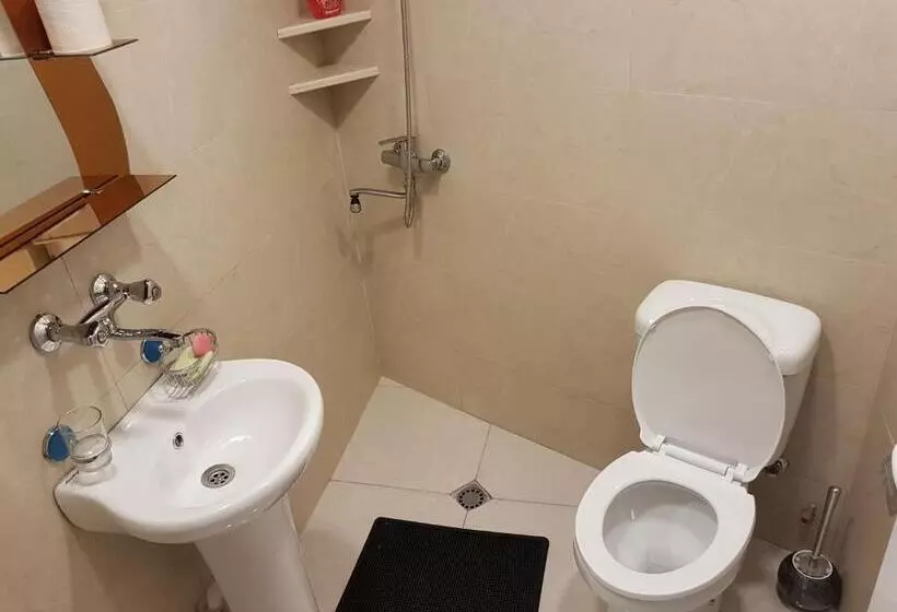 پانسیون Guesthouse Robi